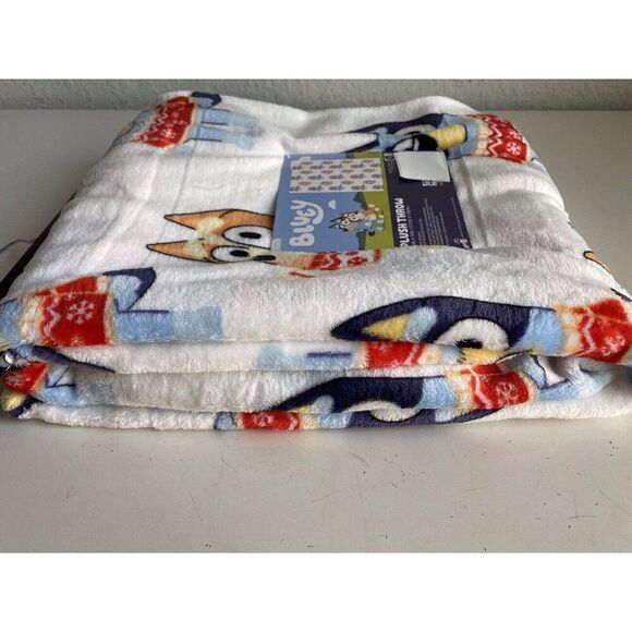 Bluey And Bingo Wearing Christmas Sweaters Soft Throw HOLIDAY Blanket 50 X 70” - Picture 9 of 13